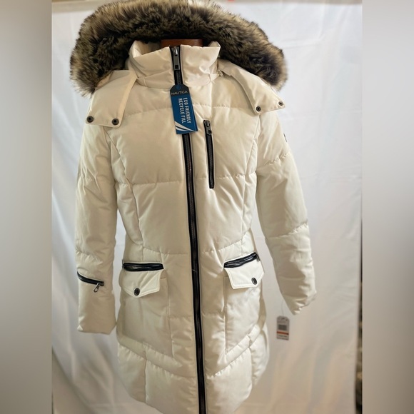 Nautica Women's winter white Puffer Jacket size S NWT FAUX FUR HOOD - Picture 1 of 9